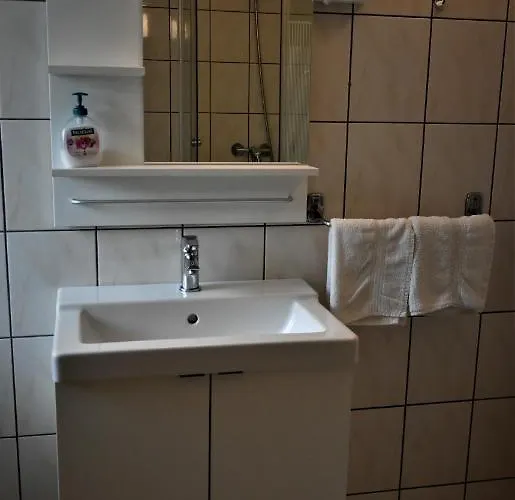óvár *
